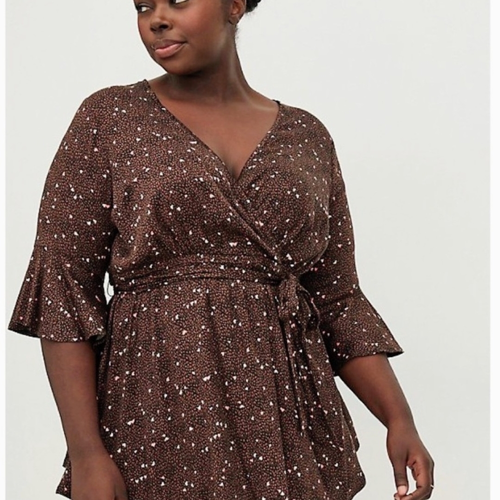Torrid 2 Long Sleeve Top Brown Wrap Tunic Animal Print & Hearts Tie Waist Shirt